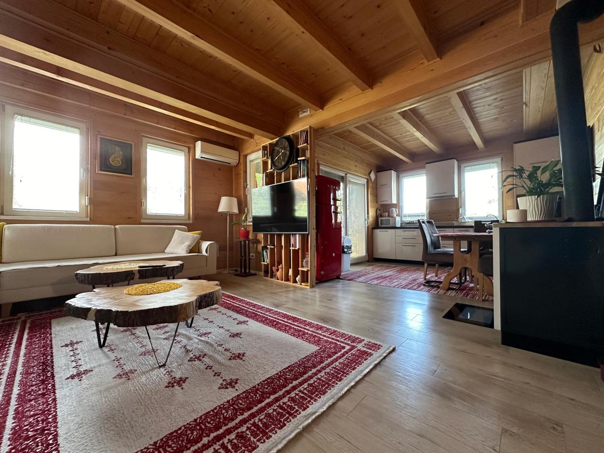 Villa Wooden *